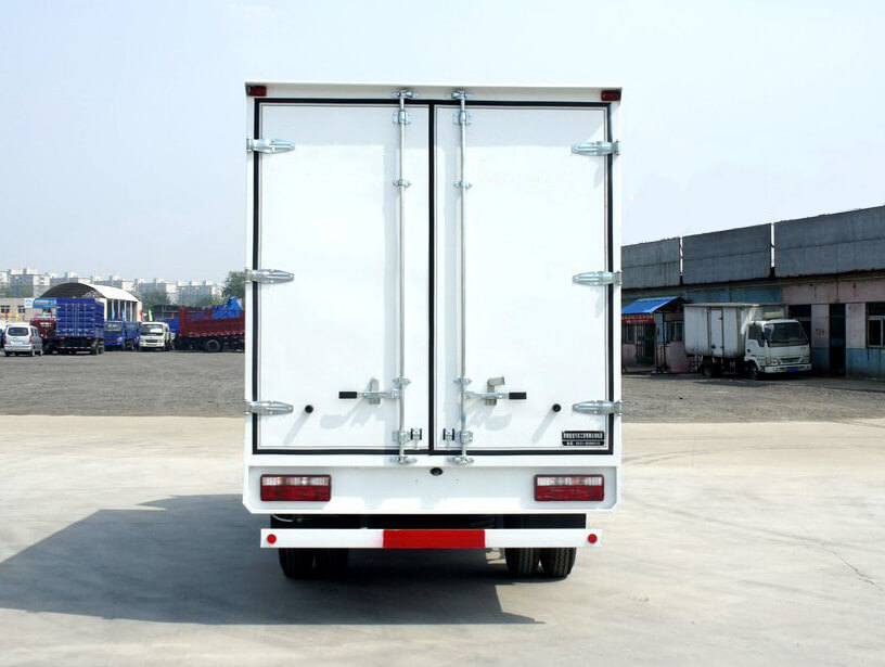 4.2米厢式货车